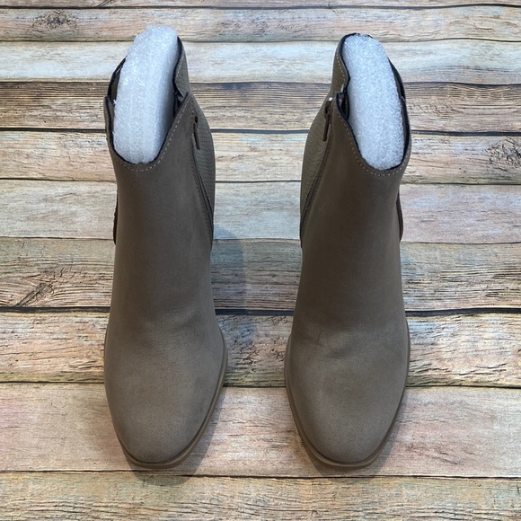 Sun Stone Graceyy Booties NWT - Picture 2 of 7